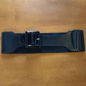 Wide belt
